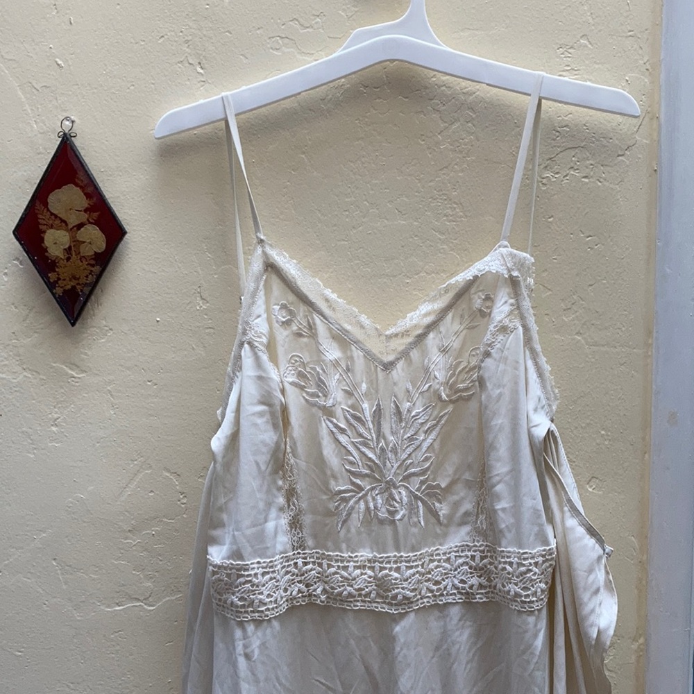 LAST CHANCE ☀️ ASOS White Lace Embroidered Jumpsuit